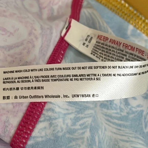 Free People Movement Shorts - Size Large - Picture 8 of 8